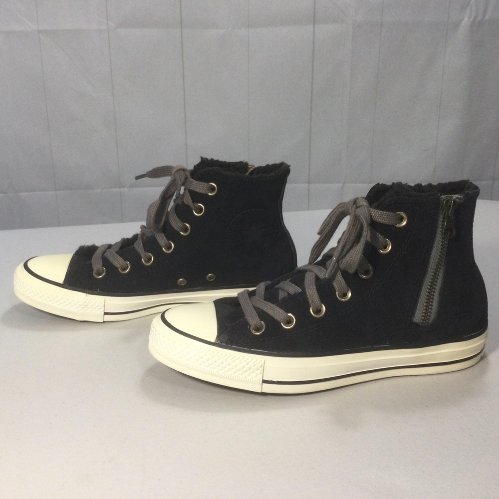 Converse All Star Suede Chuck Taylor Shoes Women’s 6-6.5 Black Side Zip Hi Top
